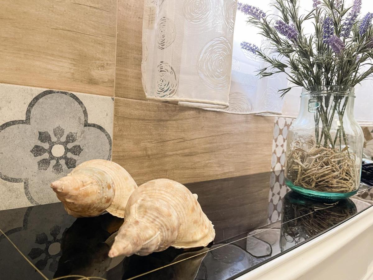 Al Politeama Rooms B&B Palermo Eksteriør billede