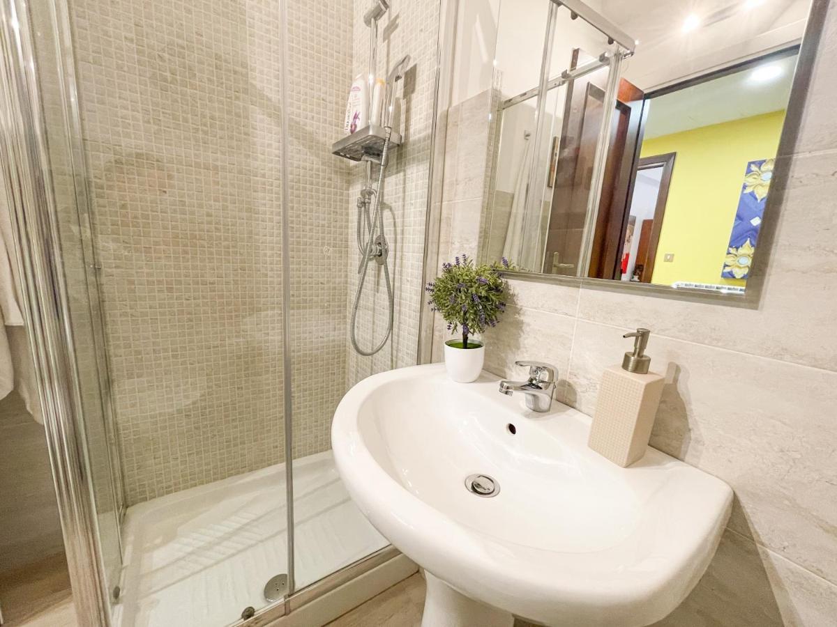 Al Politeama Rooms B&B Palermo Eksteriør billede