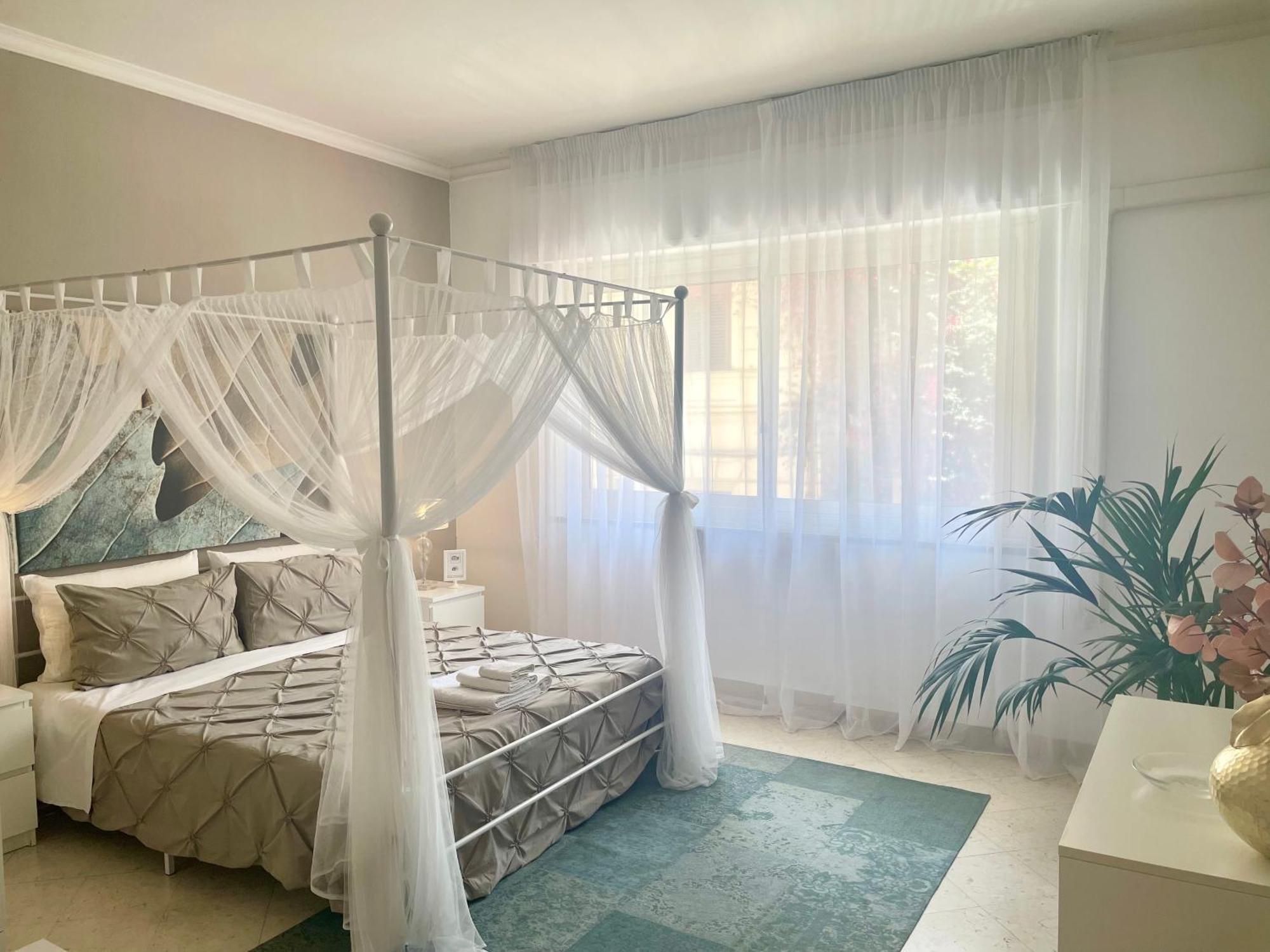 Al Politeama Rooms B&B Palermo Eksteriør billede