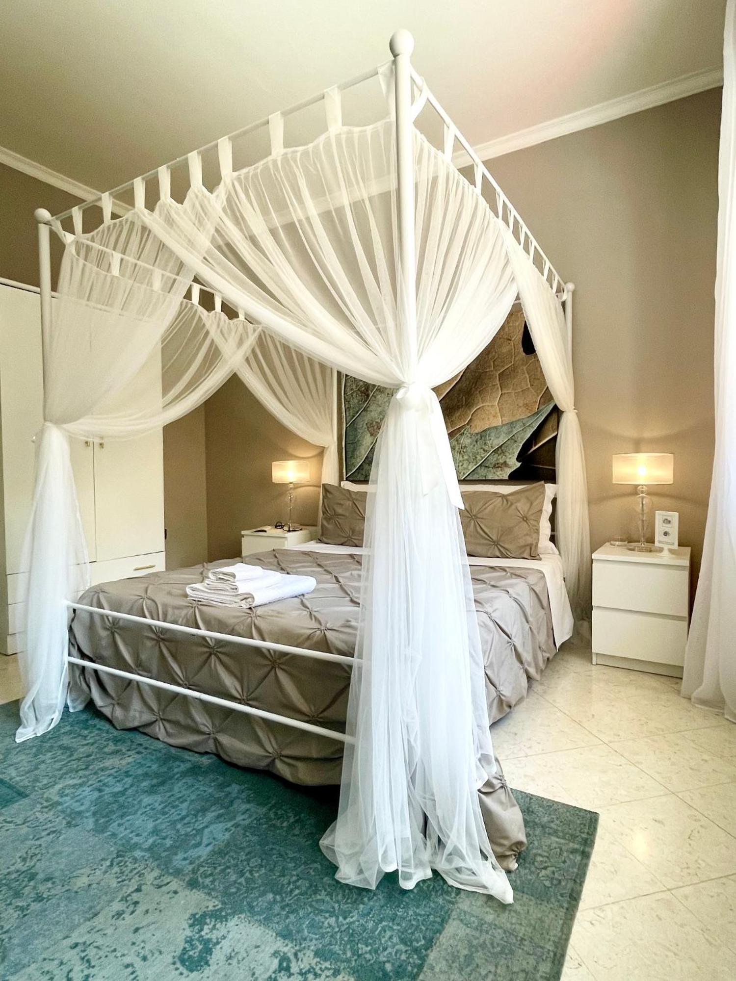 Al Politeama Rooms B&B Palermo Eksteriør billede